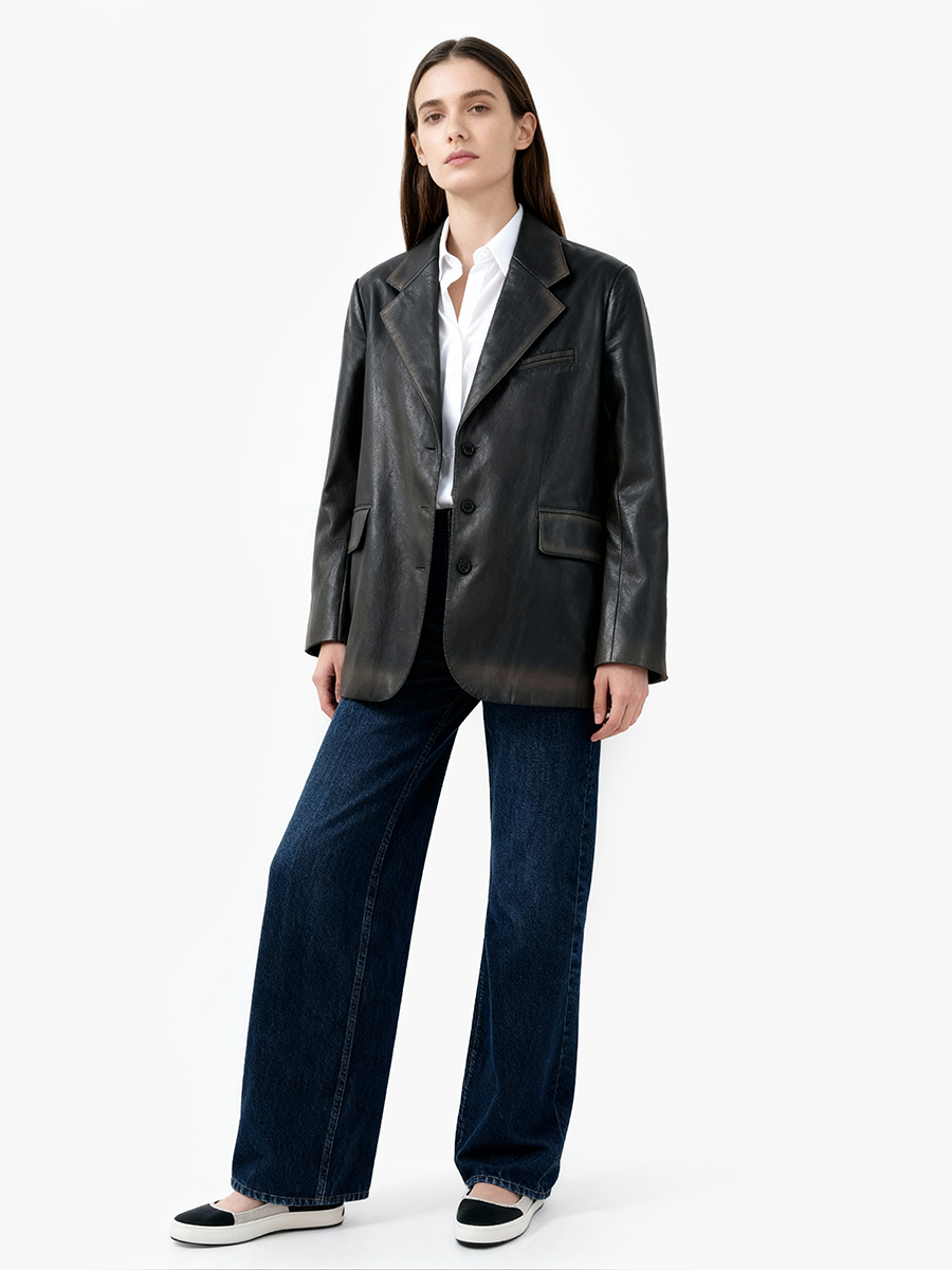 Lady's large-sized black leather coat